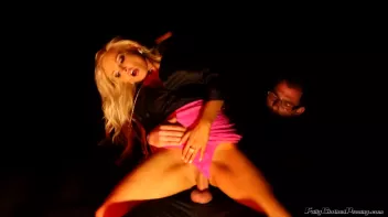 Pissing Out The Fuck Fire Screencap 40 on sinx.preview.netperv.com