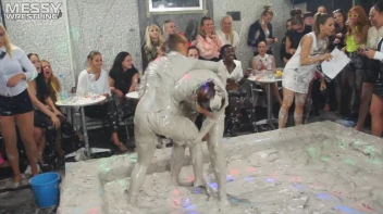 Messy Wrestling: Mud Bunnies Beast it Out In The Ring! Screencap 21 on sinx.preview.netperv.com