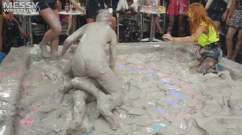 Messy Wrestling: Mud Bunnies Beast it Out In The Ring! Screencap 42 on sinx.preview.netperv.com