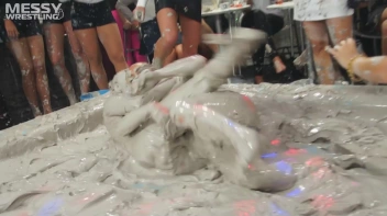 Messy Wrestling: Mud Bunnies Beast it Out In The Ring! Screencap 63 on sinx.preview.netperv.com