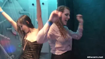 Livin' It Up Wetlook Style Screencap 49 on sinx.preview.netperv.com