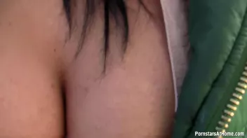 Shopping For A Blowjob Screencap 9 on sinx.preview.netperv.com