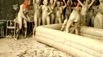 Underground Eurobabe Mud Club Screencap 9 on sinx.preview.netperv.com