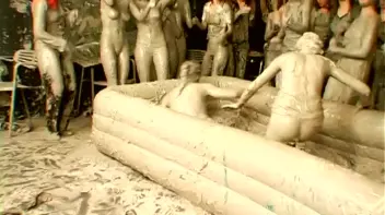 Underground Eurobabe Mud Club Screencap 11 on sinx.preview.netperv.com