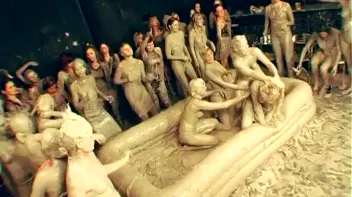 Underground Eurobabe Mud Club Screencap 25 on sinx.preview.netperv.com