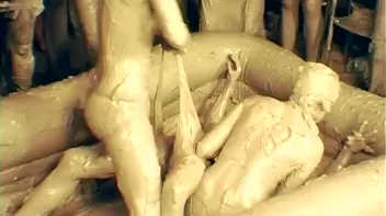 Underground Eurobabe Mud Club Screencap 35 on sinx.preview.netperv.com