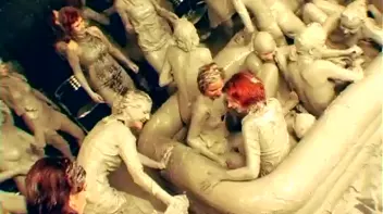 Underground Eurobabe Mud Club Screencap 53 on sinx.preview.netperv.com