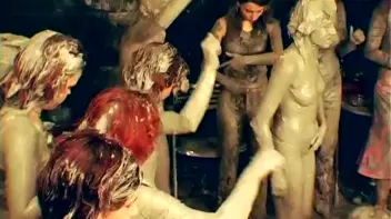 Underground Eurobabe Mud Club Screencap 67 on sinx.preview.netperv.com