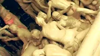 Underground Eurobabe Mud Club Screencap 69 on sinx.preview.netperv.com