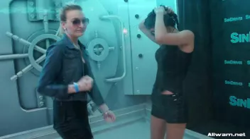 Wetlook Dancing Queens On Screen! Screencap 43 on sinx.preview.netperv.com