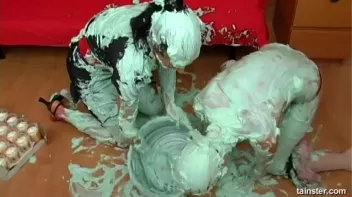 Yogurt Only Diet and Fashion Statement Screencap 13 on sinx.preview.netperv.com