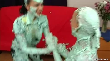 Yogurt Only Diet and Fashion Statement Screencap 18 on sinx.preview.netperv.com