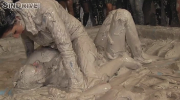 Muddy Wrestling: Regina vs. Kirsten Plant Screencap 56 on sinx.preview.netperv.com