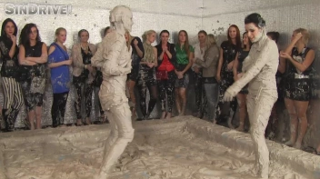 Muddy Wrestling: Regina vs. Kirsten Plant Screencap 59 on sinx.preview.netperv.com