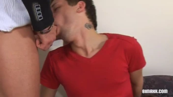 Truth Or Dare Game Turns Very Bi Screencap 31 on sinx.preview.netperv.com