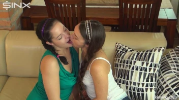 Kissing Babes Tongue Twister Screencap 30 on sinx.preview.netperv.com