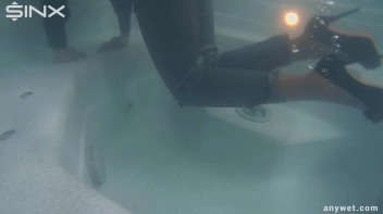 Fully Clothed Hot Tub Hotness Screencap 43 on sinx.preview.netperv.com