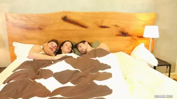 Bi Bedtime Buddies Screencap 112 on sinx.preview.netperv.com