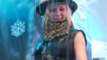 Pussy Blizzard Part 3 - Shower Cam Screencap 21 on sinx.preview.netperv.com