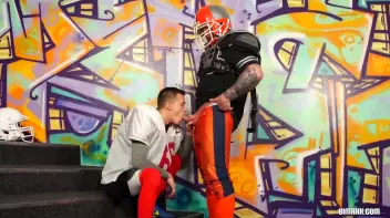 Sporty bi threesome Screencap 9 on sinx.preview.netperv.com