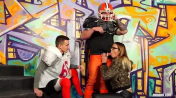 Sporty bi threesome Screencap 11 on sinx.preview.netperv.com