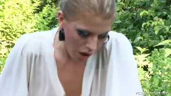 Full Service Piss Statue Screencap 60 on sinx.preview.netperv.com