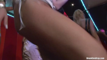 Bikini Beach Balls Part 5 - Cam 3 Screencap 110 on sinx.preview.netperv.com