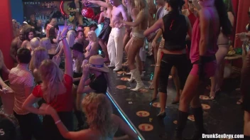 Bikini Beach Balls Part 5 - Cam 3 Screencap 78 on sinx.preview.netperv.com