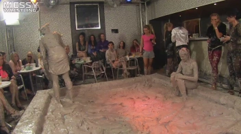 Muddy Wrestling: Raging Regina vs.The Cinnamon Buns Screencap 32 on sinx.preview.netperv.com