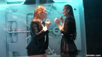 Sexy Wet Booty shaking Screencap 44 on sinx.preview.netperv.com