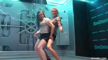 Sexy Wet Booty shaking Screencap 6 on sinx.preview.netperv.com