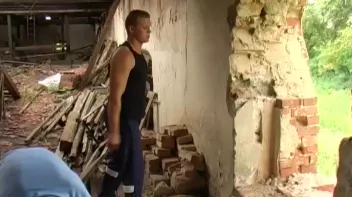 Just Trying To Help Out The Lovely Neighbor... Screencap 5 on sinx.preview.netperv.com