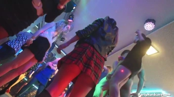 Party Hardcore Gone Crazy Vol. 32 Part 7 - Cam 2 Screencap 16 on sinx.preview.netperv.com