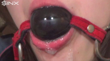 Ball Gagged Babe Drools Down Herself Screencap 7 on sinx.preview.netperv.com