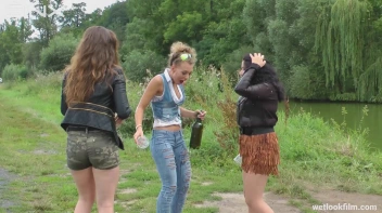 Cute Bitches Brawl In The Water - Cam 1 Screencap 17 on sinx.preview.netperv.com