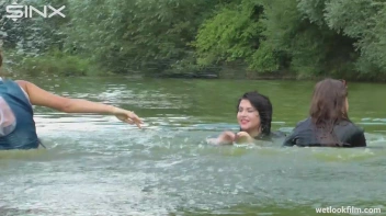 Cute Bitches Brawl In The Water - Cam 1 Screencap 34 on sinx.preview.netperv.com