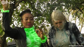 Mud Covered Blonde Gets A Good Washing Screencap 18 on sinx.preview.netperv.com