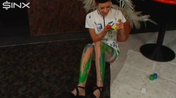 Wet And Messy Paint Play With Sexy Blonde Screencap 17 on sinx.preview.netperv.com