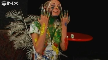 Wet And Messy Paint Play With Sexy Blonde Screencap 55 on sinx.preview.netperv.com