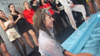 Oily Wrestling: Bella Baby vs. Ashley Woods Screencap 71 on sinx.preview.netperv.com