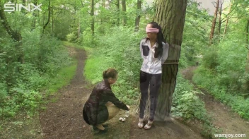 Paint Covered Lexi Dona Orgasms In The Woods - Cam 1 Screencap 10 on sinx.preview.netperv.com