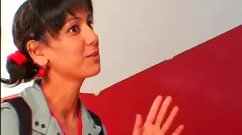 The Creepy Peeper Screencap 4 on sinx.preview.netperv.com