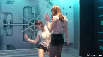 Gorgeous girls party hard under the shower Screencap 7 on sinx.preview.netperv.com