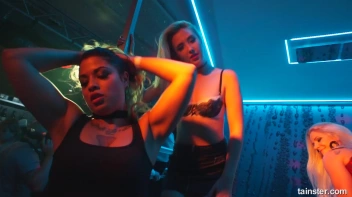 Lezzies - The Femme Fest Part 2 - Main Edit Screencap 17 on sinx.preview.netperv.com