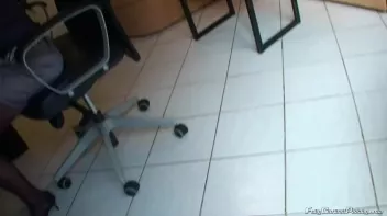 Working Hard At Home Screencap 23 on sinx.preview.netperv.com