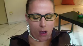 Working Hard At Home Screencap 63 on sinx.preview.netperv.com