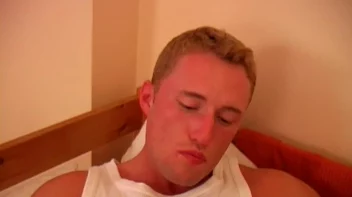 How About Some Man Sausage With That Pizza Screencap 33 on sinx.preview.netperv.com