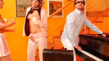 Scorching Hot Bladder Juice, Set to Beethoven's 9th Screencap 29 on sinx.preview.netperv.com