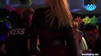 Bob's B-Day Part 1 - Shower Cam Screencap 27 on sinx.preview.netperv.com