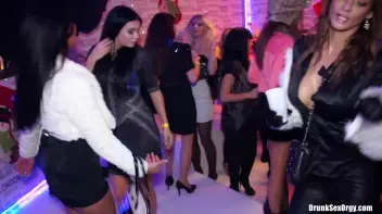 Holiday Hotties Part 1 - Cam 3 Screencap 67 on sinx.preview.netperv.com